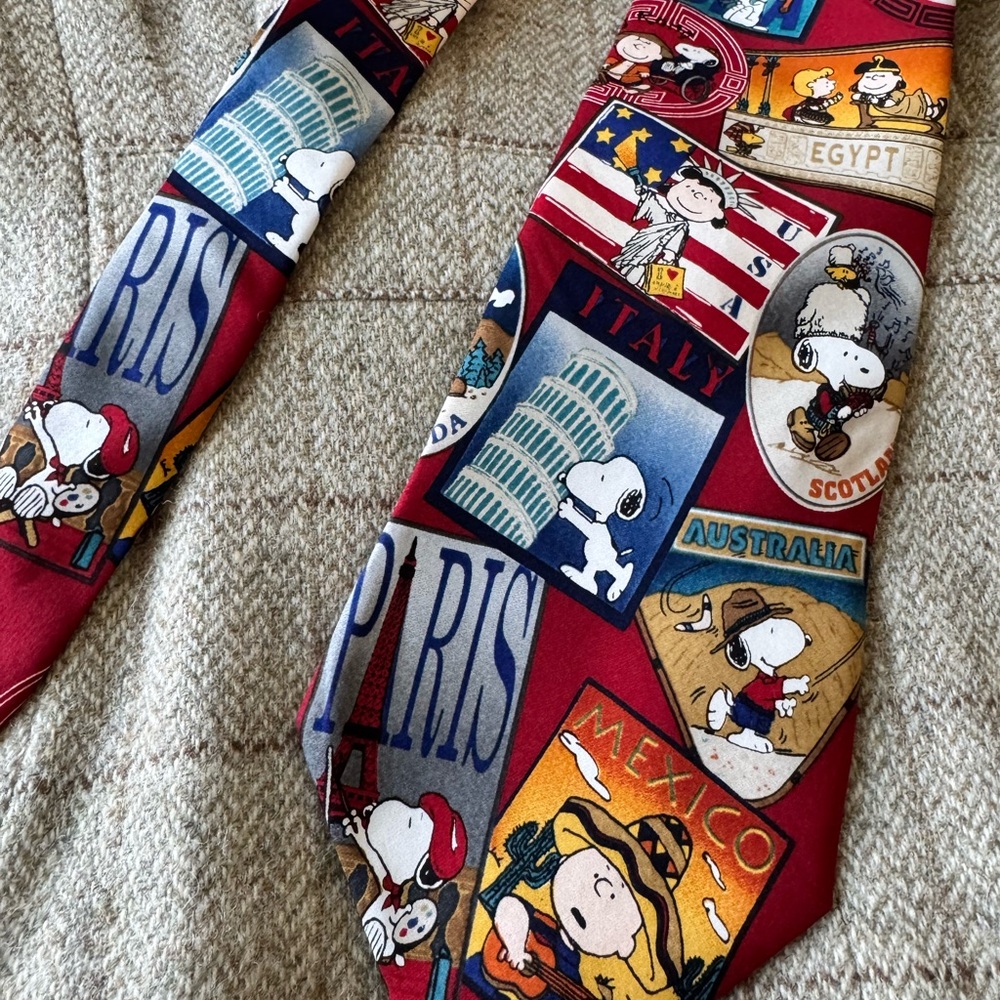 Snoopy Travel Themed Tie silk‎ tie country names Canada Mexico Paris Japan Egypt